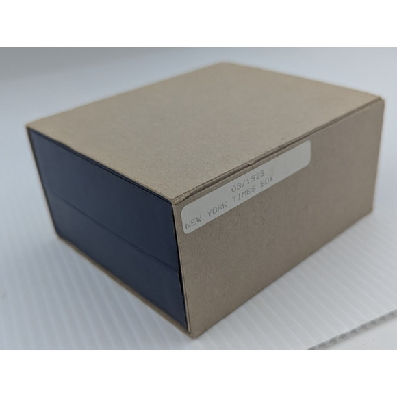 Halcyon Days Enamels The New York Times Trinket Box with Original Box - Picture 14 of 14